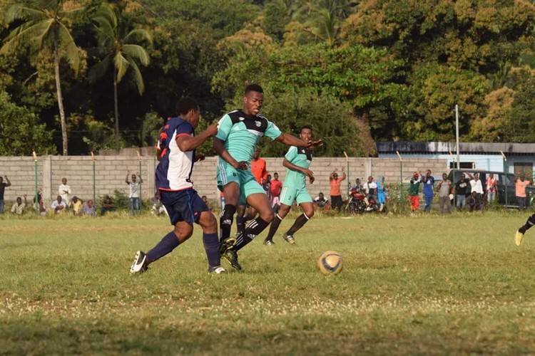 Le club Enfants des Comores morcèle l'ambition de Volcan